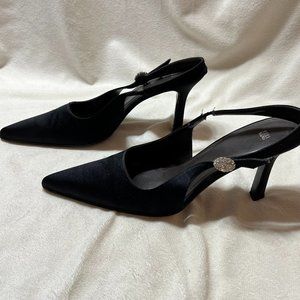 Vera Wang black heels with stud detail